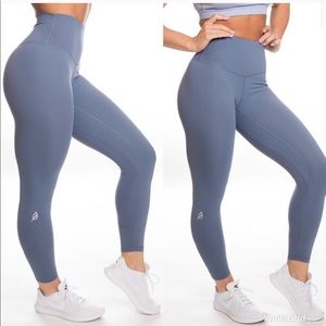 P’tula Alainah Allure Legging In Piegon Blue
